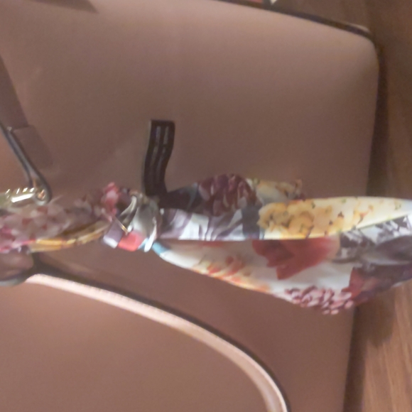 Anne Klein light pink Satchel - Picture 4 of 16